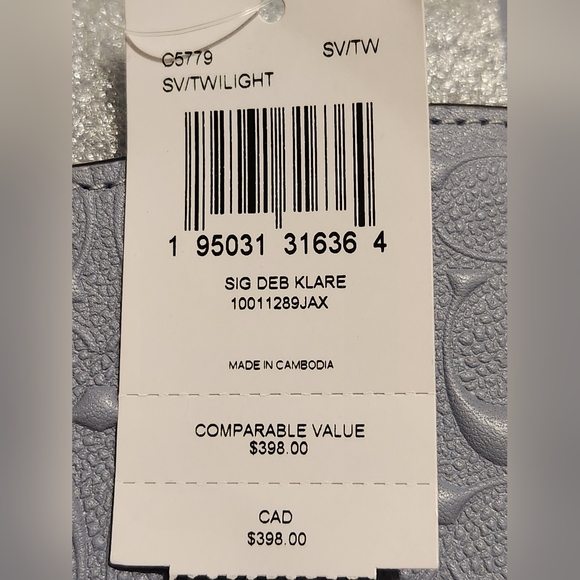 Coach Klare - Picture 7 of 8